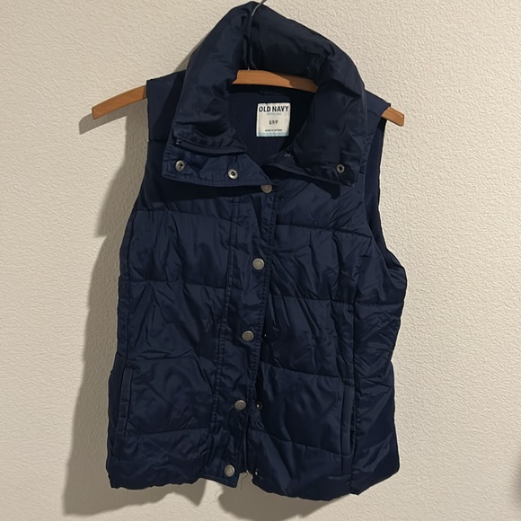 Old Navy Jackets & Blazers - Old Navy puffer vest